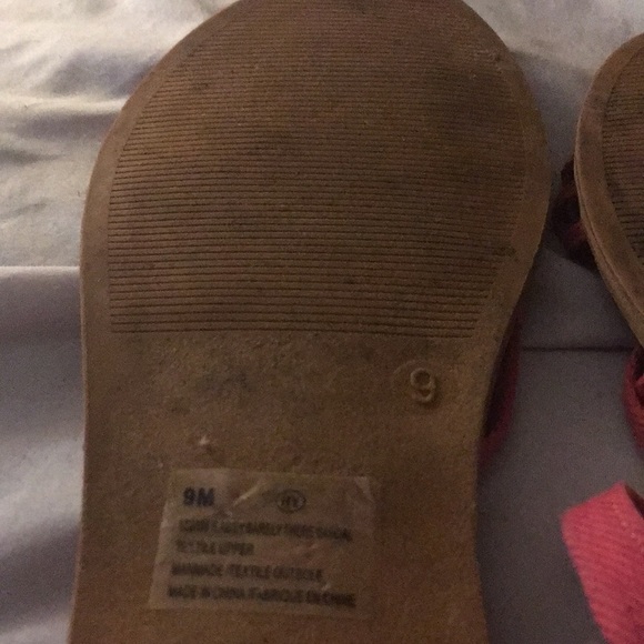 Sandals size 9 - Picture 4 of 6